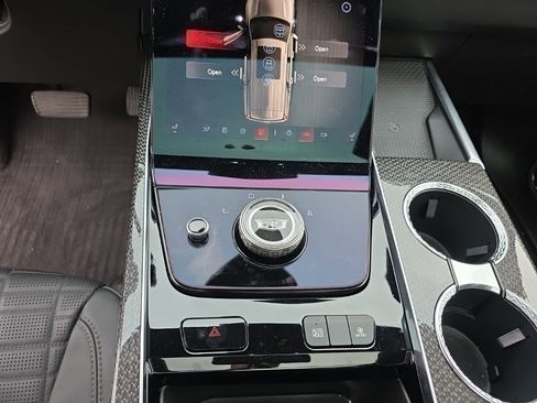 Used 2025 Cadillac Escalade V image 24