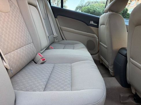 Used 2010 Ford Fusion SE FWD image 65