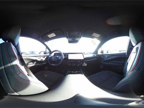 Certified 2024 Chevrolet Blazer EV RS image 37