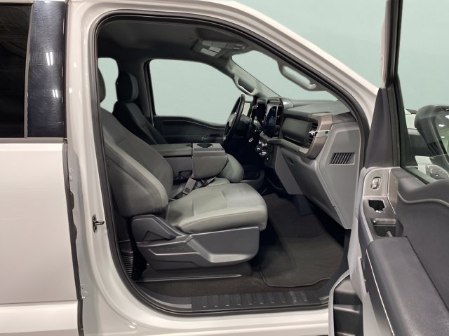Used 2025 Ford F150 XLT w/ Equipment Group 301A Standard AWD/4WD image 29