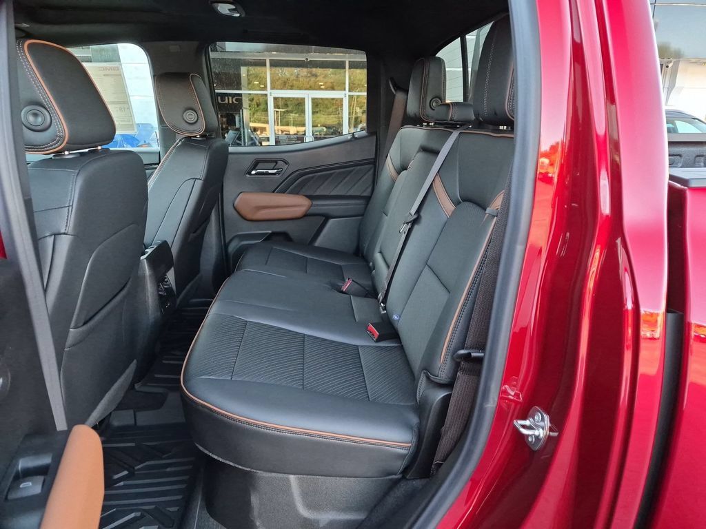 New 2026 GMC Canyon AT4 w/ Technology Plus Package AWD/4WD image 30