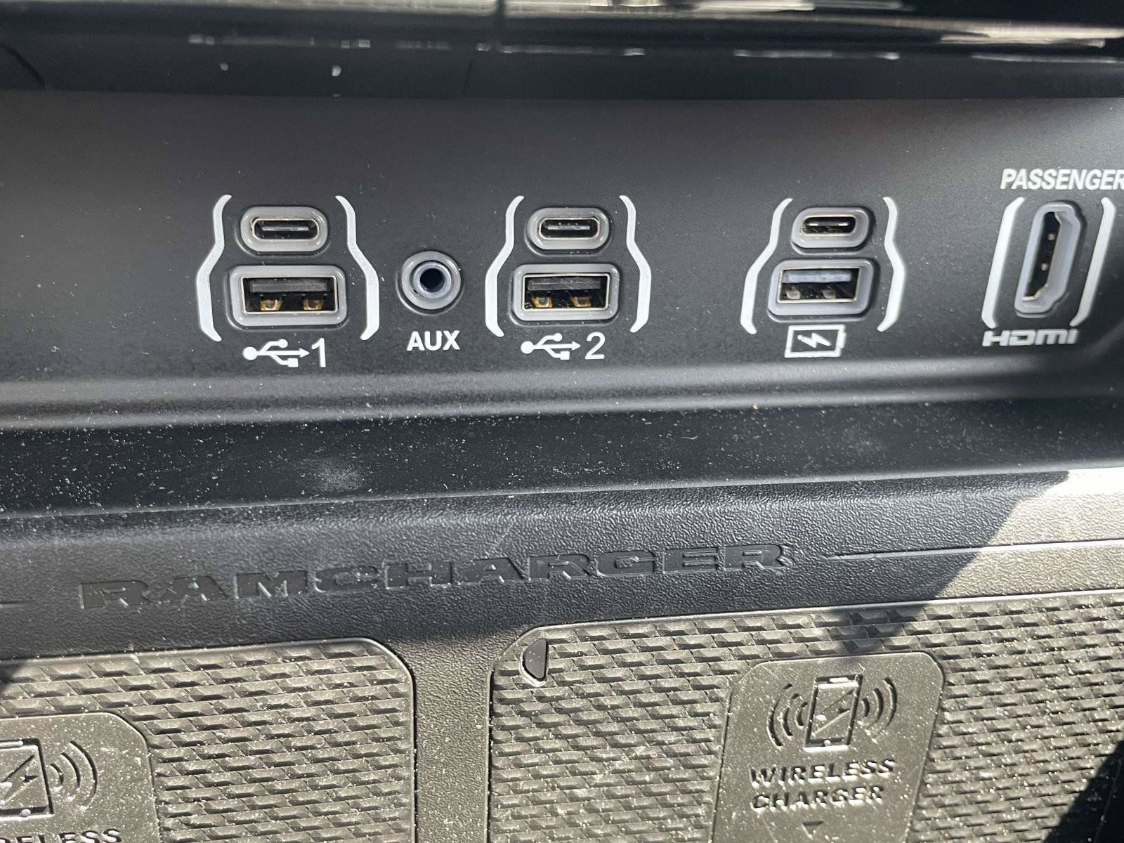 Used 2025 RAM 1500 Limited AWD/4WD image 25