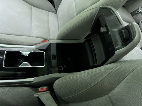 Used 2017 Honda Accord EX image 24