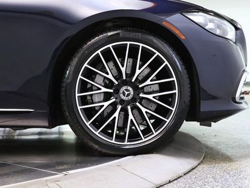 Used 2023 Mercedes-Benz S 580 4MATIC Sedan image 12