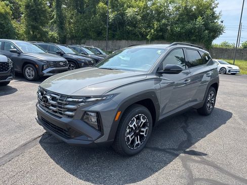 New 2025 Hyundai Tucson XRT image 3