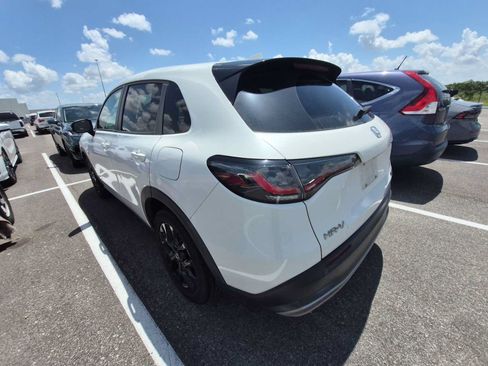Used 2024 Honda HR-V Sport image 2