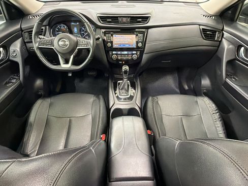 Used 2017 Nissan Rogue SL w/ SL Premium Package FWD image 16