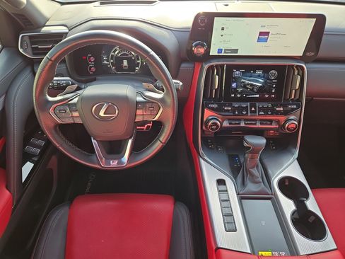 Used 2024 Lexus LX 600 F Sport image 14