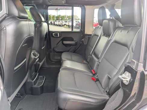 Used 2020 Jeep Wrangler Unlimited Sport AWD/4WD image 34