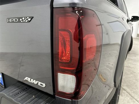Used 2023 Honda Ridgeline RTL-E image 24
