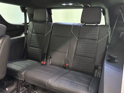 Used 2026 Cadillac Escalade Platinum Sport w/ LPO, ONYX Package AWD/4WD image 17