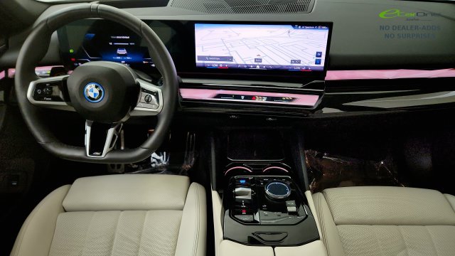 Used 2025 BMW i5 eDrive40 w/ M Sport Package AWD/4WD image 49