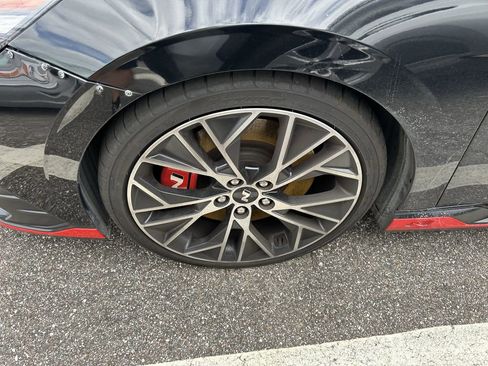 Used 2023 Hyundai Elantra N Base image 5