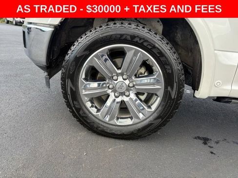 Used 2018 Ford F150 King Ranch w/ Equipment Group 601A Luxury AWD/4WD image 9