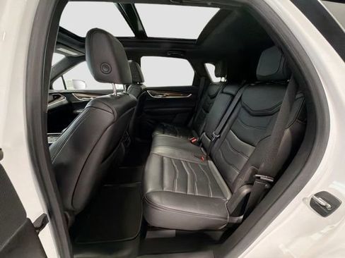 Used 2018 Cadillac XT5 Platinum w/ Driver Assist Package AWD/4WD image 22