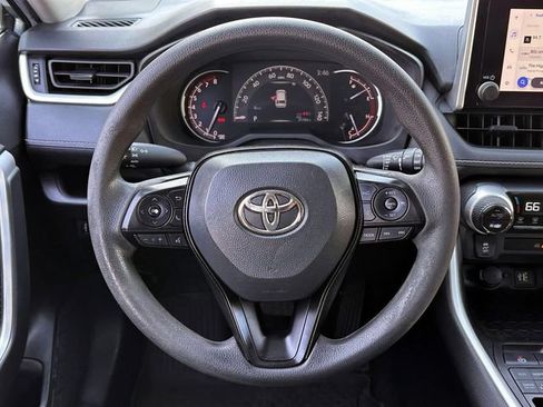 Used 2023 Toyota RAV4 XLE AWD/4WD image 14