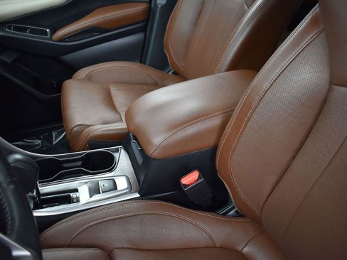 Used 2021 Subaru Ascent Touring w/ Popular Package #2A image 16