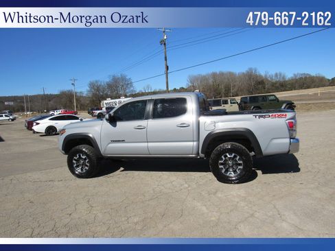 Used 2020 Toyota Tacoma TRD Off-Road image 7