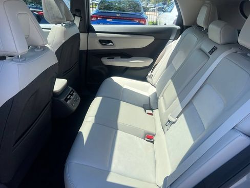 Used 2024 Nissan Ariya AWD image 10