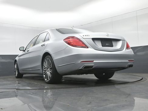 Used 2016 Mercedes-Benz S 550 4MATIC Sedan w/ Premium Package image 58
