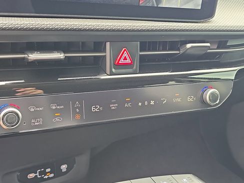 New 2026 Kia EV6 Wind RWD image 25