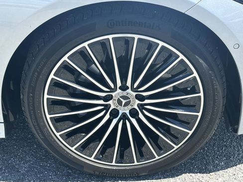 Certified 2024 Mercedes-Benz CLE 300 4MATIC Coupe image 14
