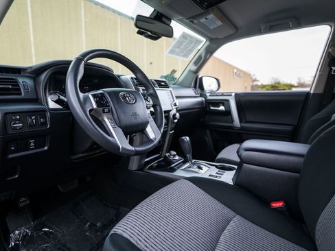 Used 2021 Toyota 4Runner SR5 image 12