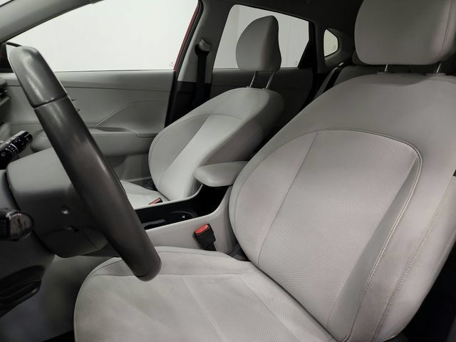Used 2025 Hyundai Kona SEL FWD image 19