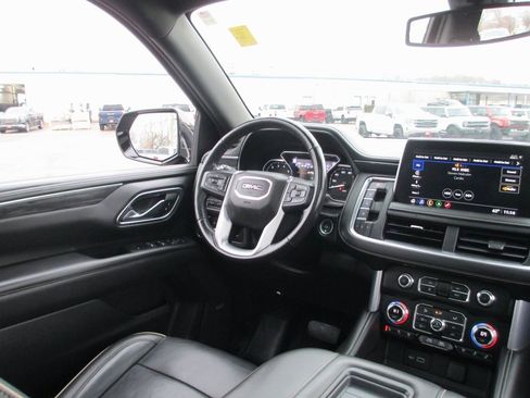 Certified 2021 GMC Yukon XL SLT w/ SLT Premium Package image 26