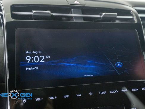 Used 2023 Hyundai Santa Cruz Limited AWD/4WD image 18