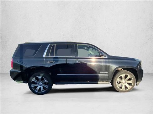 Used 2017 GMC Yukon Denali w/ Open Road Package AWD/4WD image 4