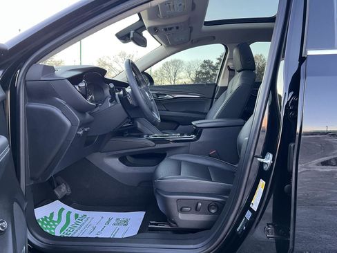 Used 2021 Buick Envision Essence w/ Technology Package I image 20