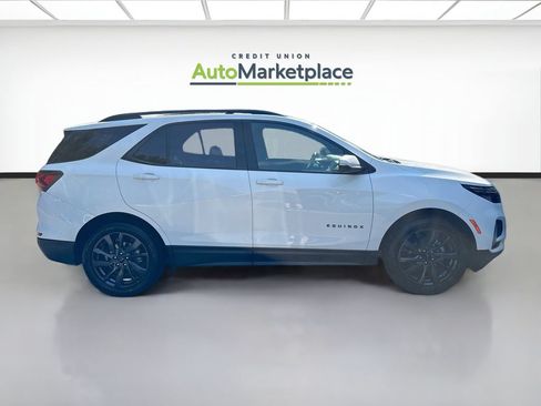 Used 2022 Chevrolet Equinox RS w/ RS Leather Package FWD image 8