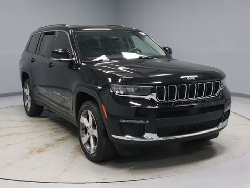 Used 2022 Jeep Grand Cherokee L Limited image 1