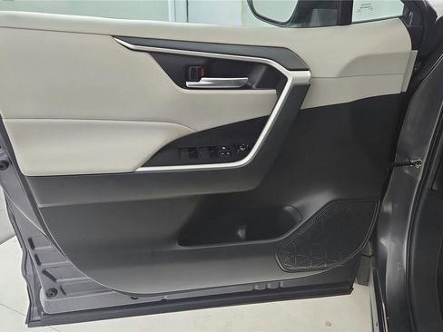 Certified 2021 Toyota RAV4 XLE image 52