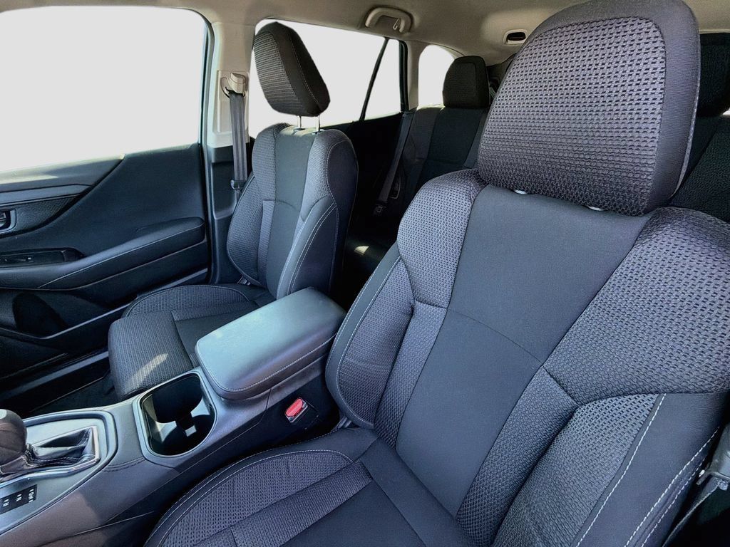 Used 2025 Subaru Outback w/ Popular Package #1A AWD/4WD image 10