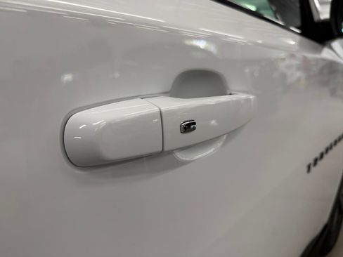 Used 2023 Chevrolet Traverse RS w/ LPO, Floor Liner Package AWD/4WD image 32