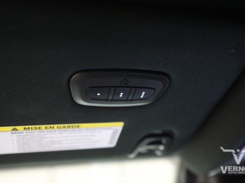Used 2025 RAM 3500 Laramie AWD/4WD image 27