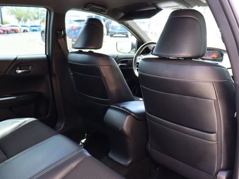 Used 2016 Honda Accord Sport image 28