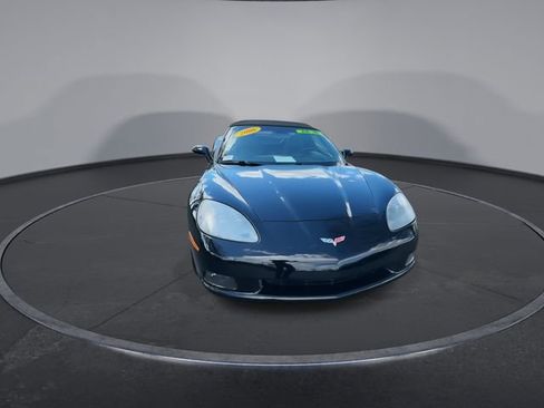 Used 2006 Chevrolet Corvette Convertible w/ Preferred Equipment Group image 3
