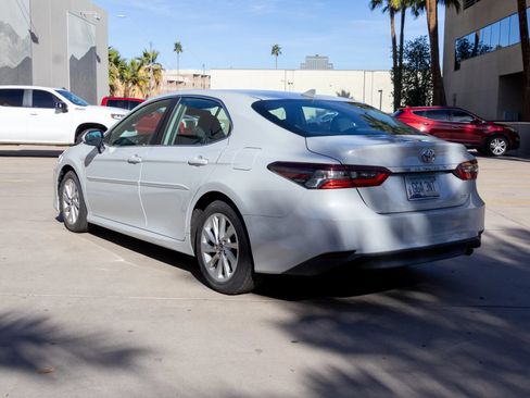 Used 2024 Toyota Camry LE FWD image 6