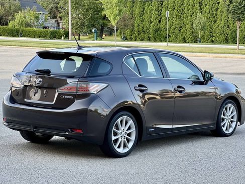 Used 2011 Lexus CT 200h Premium image 6
