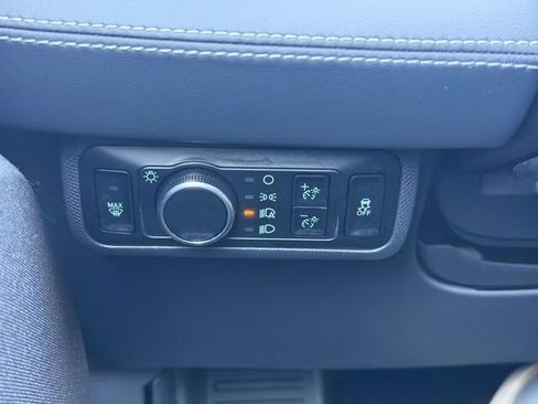 Used 2023 Ford Mustang Mach-E Select image 22