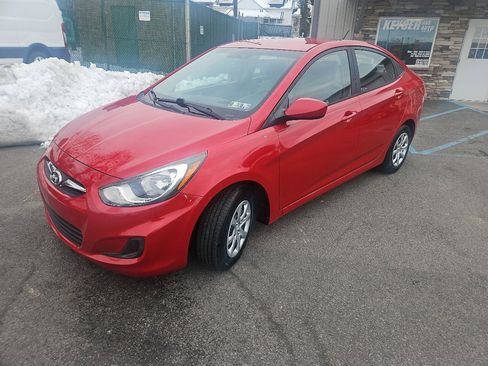 Used 2014 Hyundai Accent GLS image 7