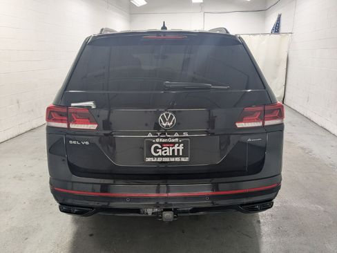 Used 2023 Volkswagen Atlas SEL R-Line AWD/4WD image 8