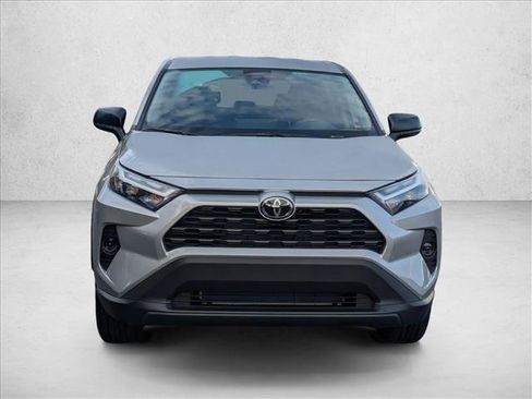 Used 2025 Toyota RAV4 LE image 2
