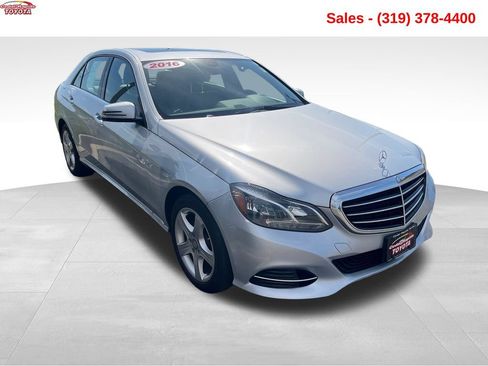 Used 2016 Mercedes-Benz E 350 4MATIC Sedan image 8