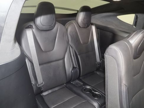 Used 2022 Tesla Model X image 14