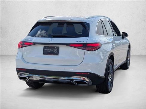 New 2026 Mercedes-Benz GLC 300 4MATIC image 2