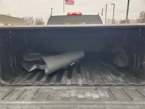 Used 2019 GMC Sierra 1500 SLE w/ SLE Value Package image 9